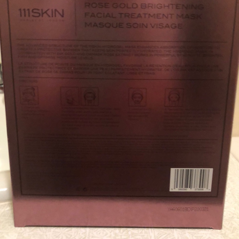 NEW 5 count ROSE GOLD FACIAL TREATMENT MASK - Picture 2 of 3